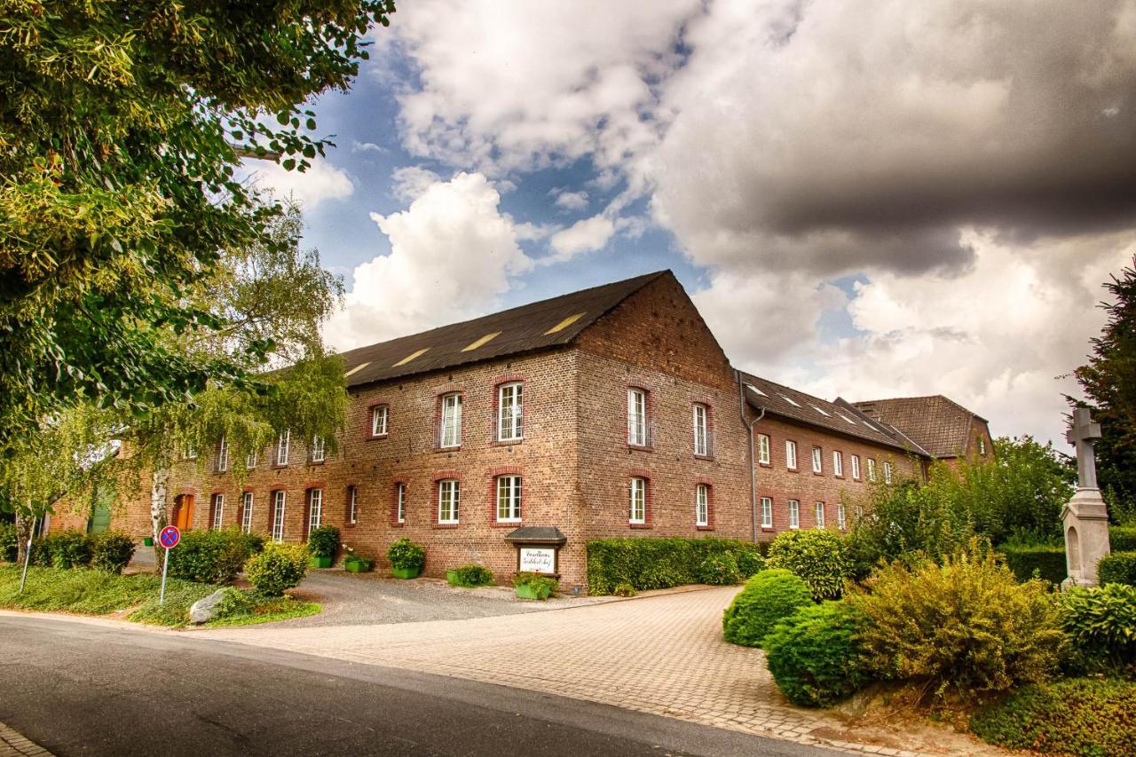 Hotel Landhaus Goddertzhof Erkelenz Exterior foto